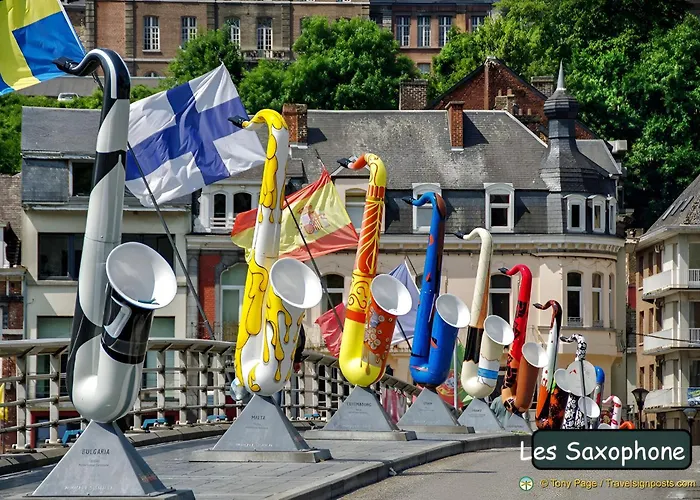 Akuna Matata - Family * Hastiere-par-dela